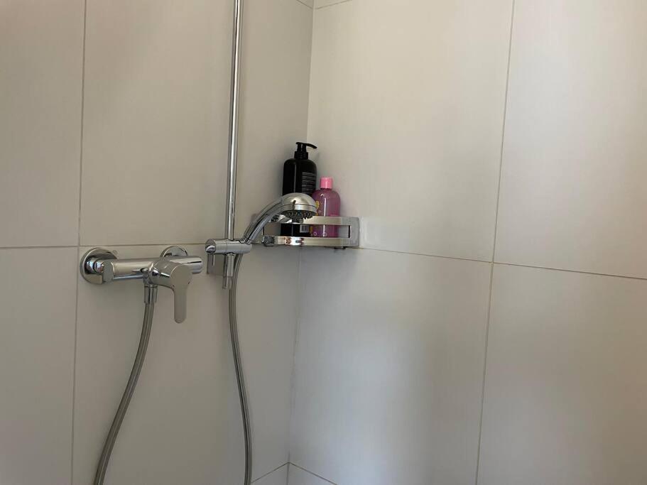 Appartement Studio Proche De La Gare ! à Lausanne Extérieur photo