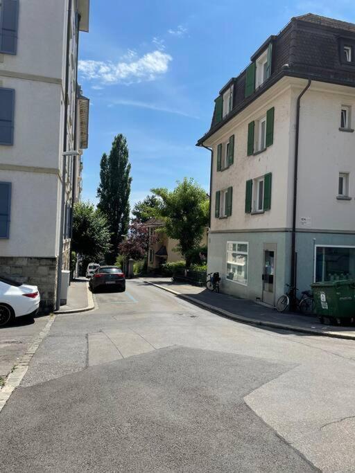 Appartement Studio Proche De La Gare ! à Lausanne Extérieur photo